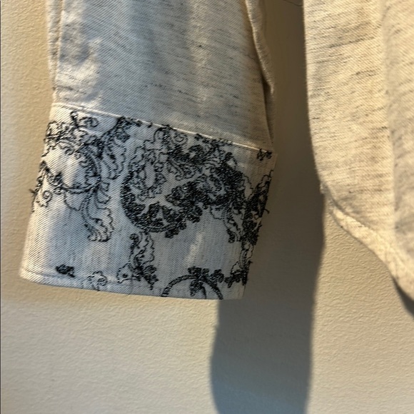 Robert Graham Men's Button-Up Shirt with Embroidered Details - Picture 5 of 8